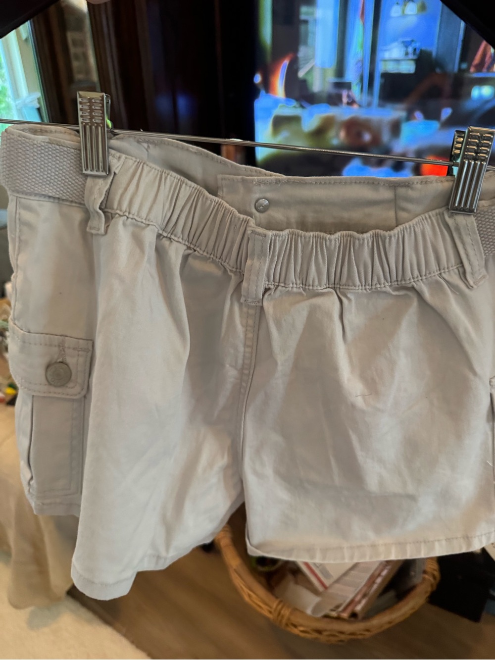 Madden Girl Light Gray Cargo Shorts with Utility Pockets med nwt - Picture 6 of 7